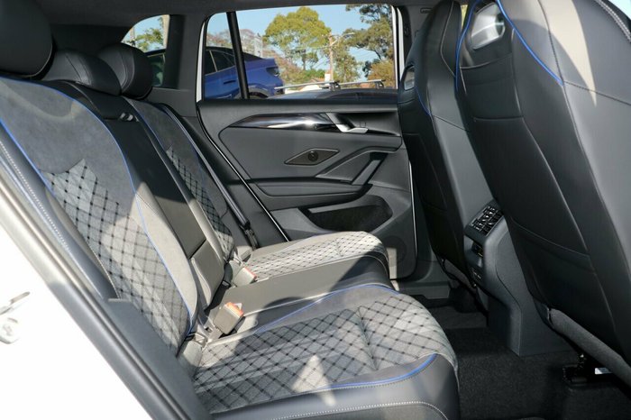 2025 Volkswagen Tiguan 150TSI R-Line