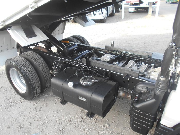 2021 Fuso Canter 615 WHITE