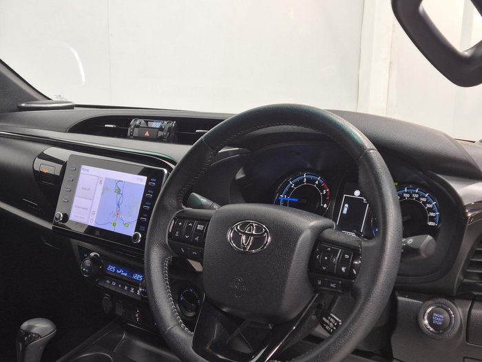 2023 Toyota Hilux Rogue GUN126R 4X4 Dual Range Oxide Bronze