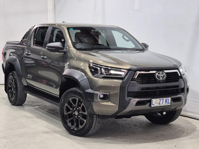 2023 Toyota Hilux Rogue GUN126R 4X4 Dual Range Oxide Bronze