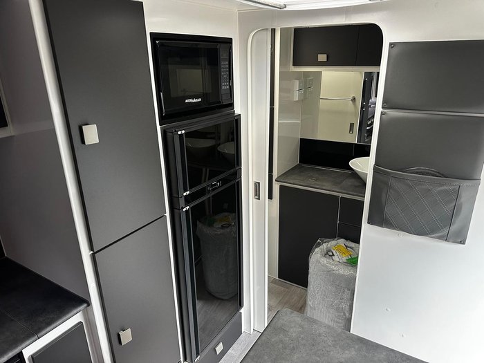2024 Essential Caravans Cruiser