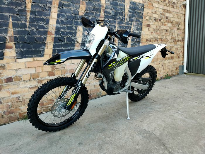 2025 TRIUMPH TF 250-E ENDURO BLACK