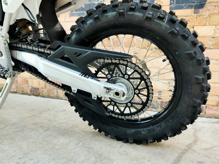 2025 TRIUMPH TF 250-E ENDURO BLACK