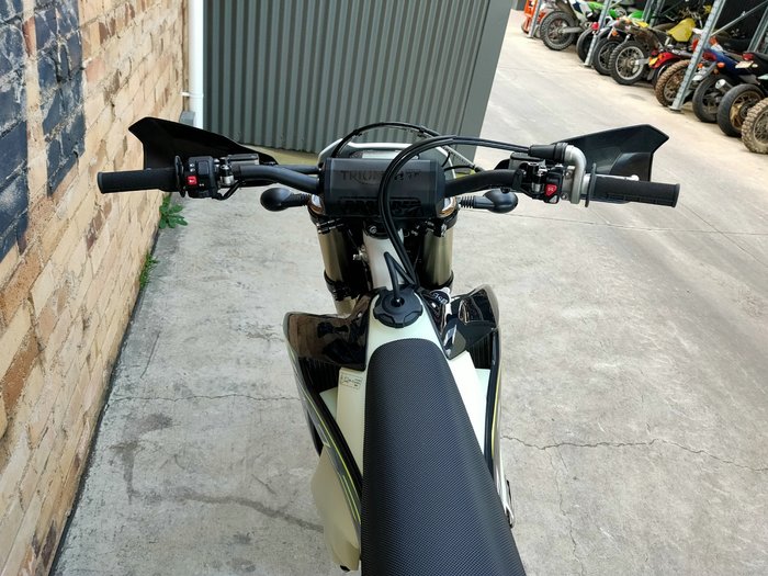 2025 TRIUMPH TF 250-E ENDURO BLACK