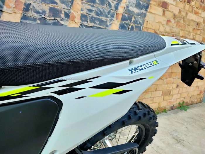 2025 TRIUMPH TF 450-E ENDURO BLACK
