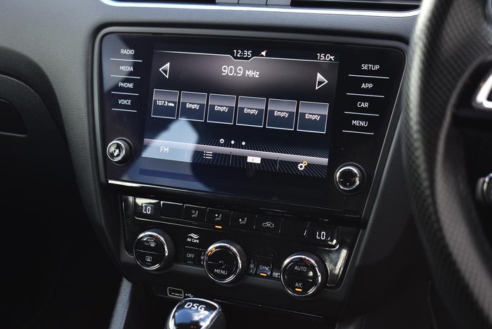 2019 SKODA Octavia 110TSI NE MY20 Candy White