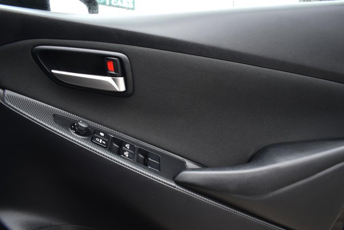 2024 Mazda 2 G15 Pure DJ Series Machine Grey