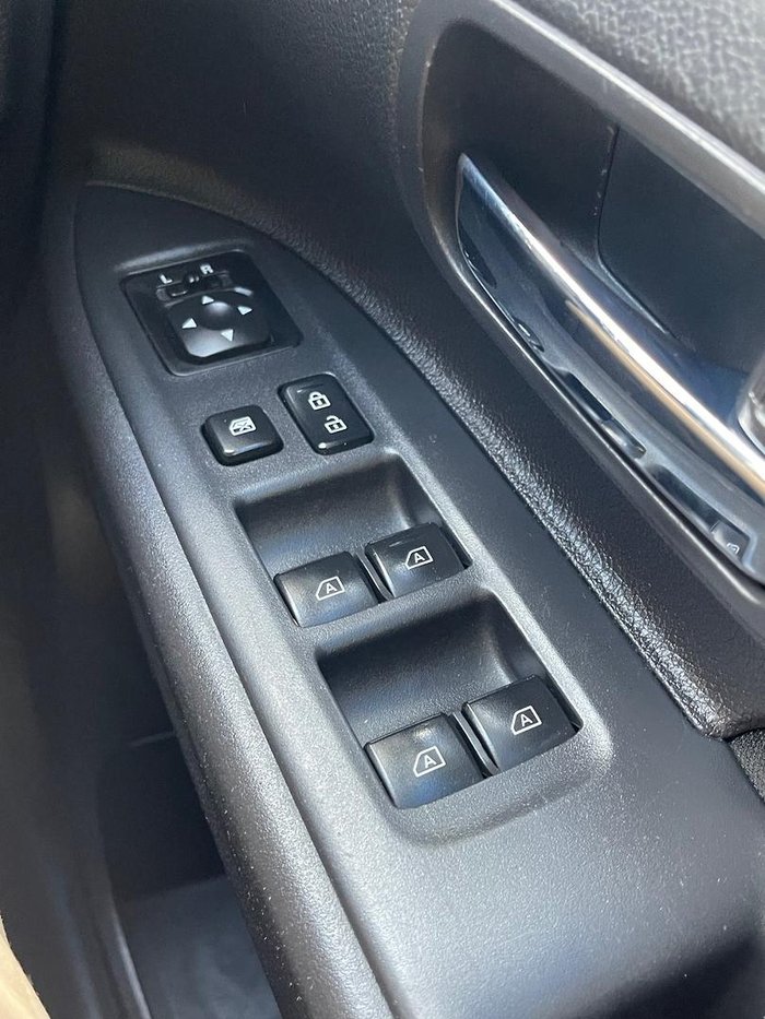 2019 Mitsubishi Outlander ES