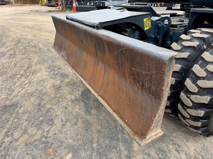 2018 Hyundai Robex 140-W9 Wheeled Excavator