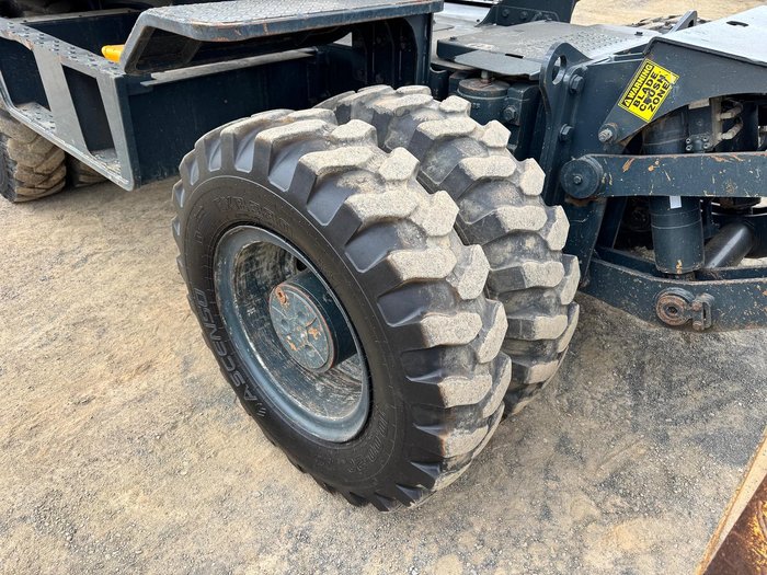 2018 Hyundai Robex 140-W9 Wheeled Excavator