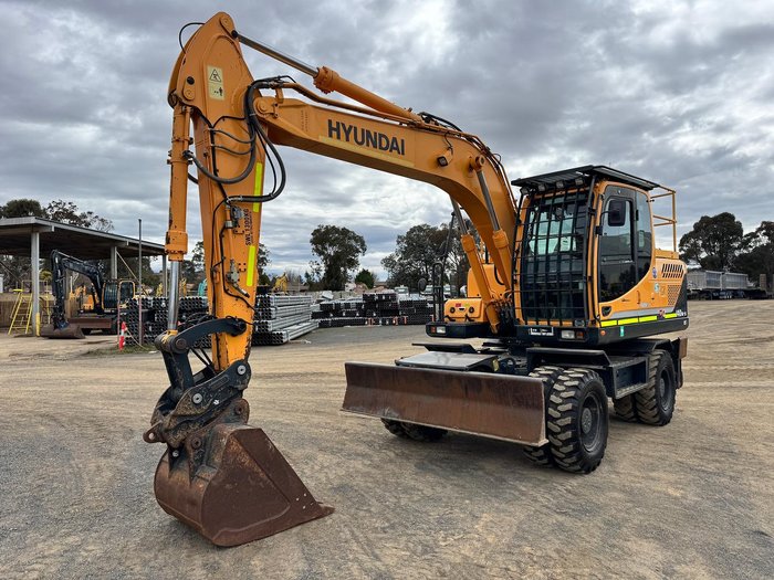 2018 Hyundai Robex 140-W9 Wheeled Excavator