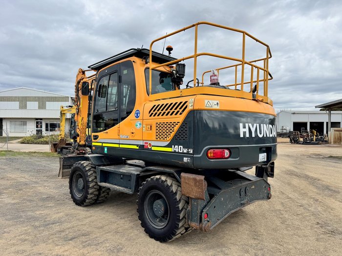 2018 Hyundai Robex 140-W9 Wheeled Excavator
