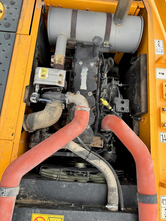 2018 Hyundai Robex 140W-9