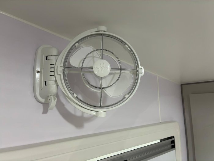 2025 JB Caravans Dirt Road Extreme Rd 21'6 Club Lounge