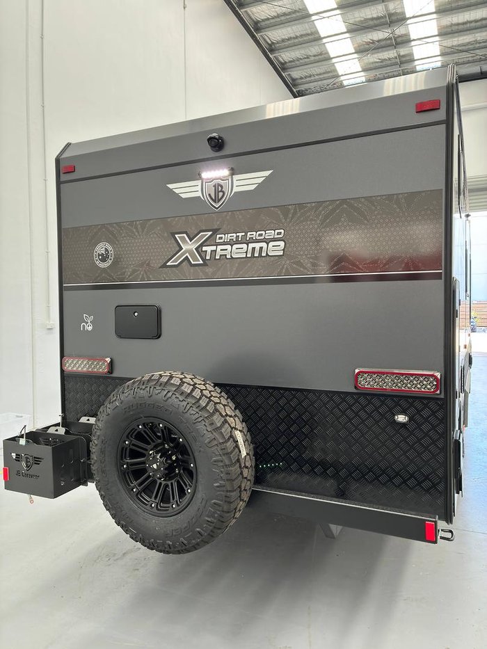 2025 JB Caravans Dirt Road Extreme Rd 21'6 Club Lounge