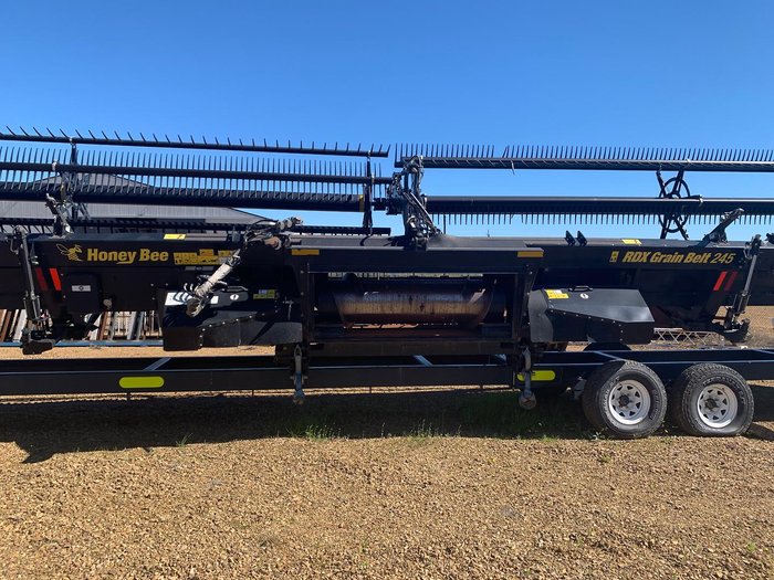 2021 Honey Bee 4045 Front