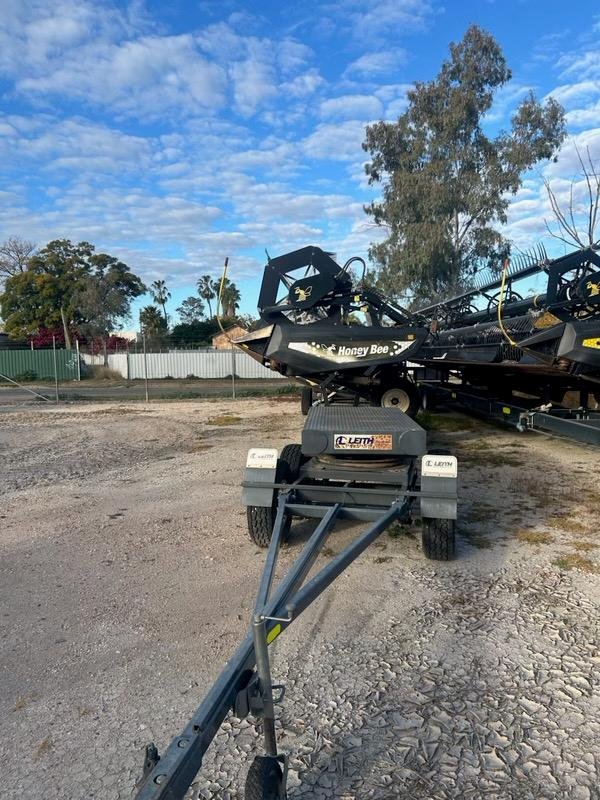 2015 HoneyBee 4040 Front