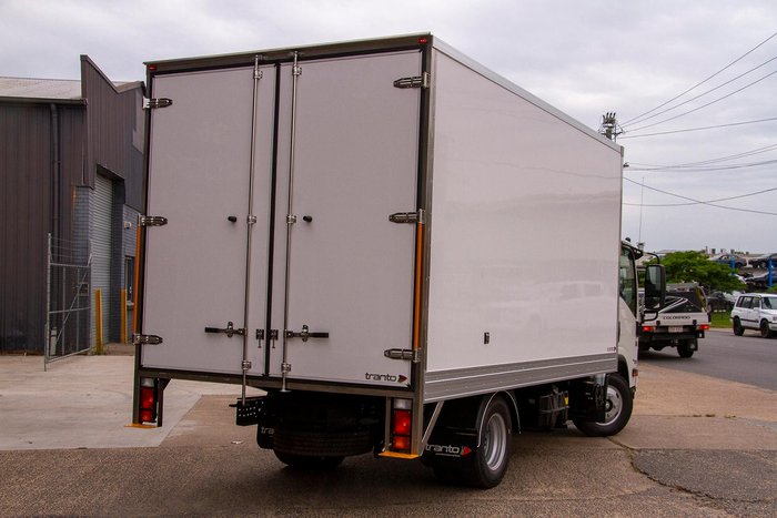 2025 Isuzu N Series NPR 65/45-190 White