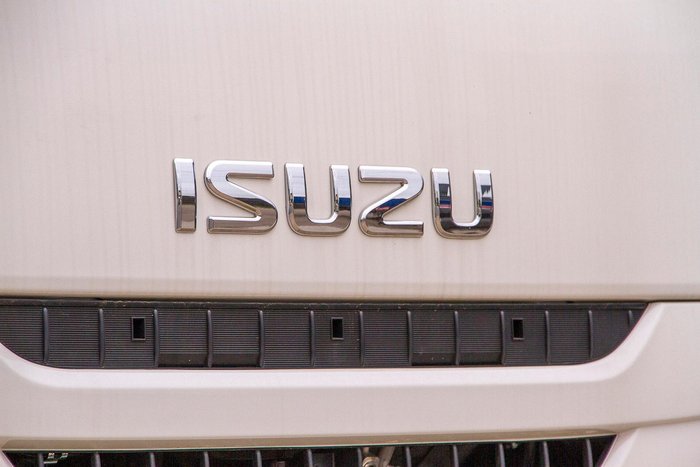 2025 Isuzu N Series NPR 65/45-190 White