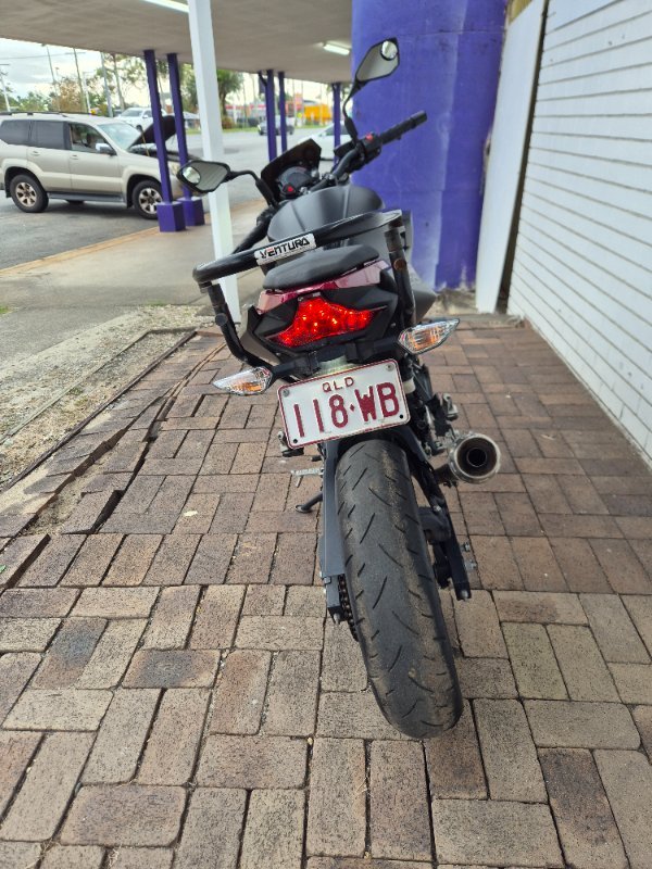 2021 Kawasaki Z400 RED
