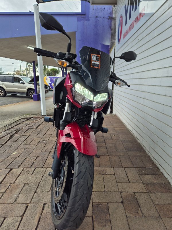 2021 Kawasaki Z400 RED