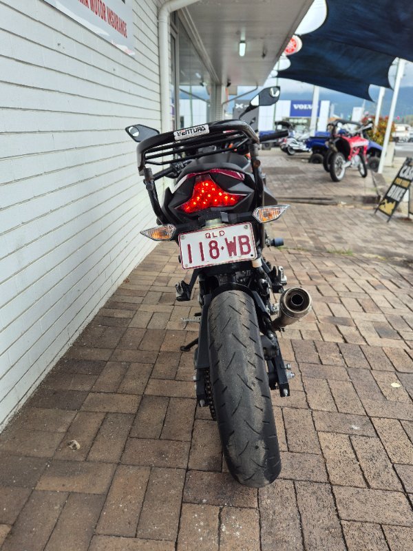 2021 Kawasaki Z400 RED