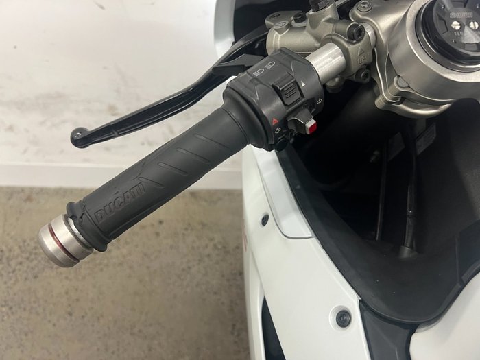 2017 DUCATI 959 PANIGALE (WHITE) White