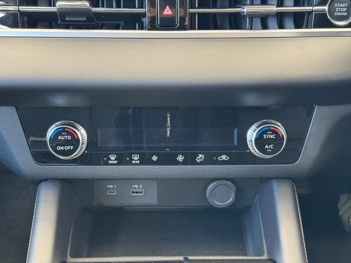 2024 Mitsubishi Outlander ES