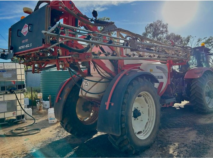 2016 Kuhn Metris 4102S