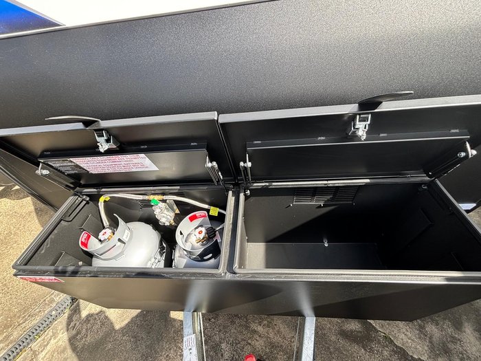 2025 New Age Caravans Manta Ray Mr15e Emb My25