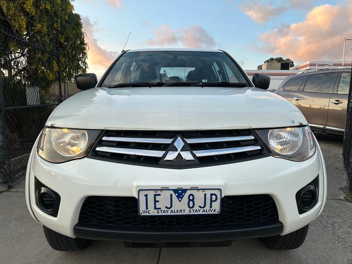 2015 Mitsubishi Triton GLX MN MY15 4X4 Dual Range White
