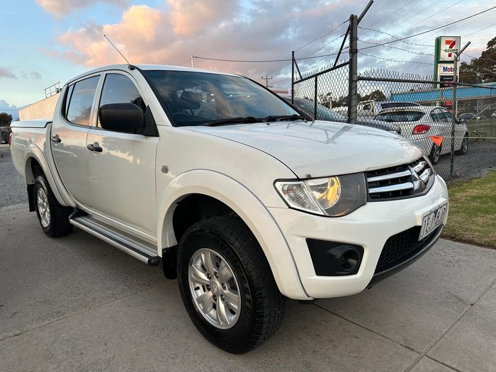 2015 Mitsubishi Triton GLX MN MY15 4X4 Dual Range White