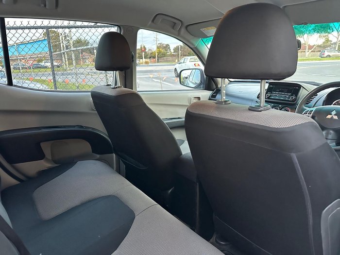 2015 Mitsubishi Triton GLX MN MY15 4X4 Dual Range White