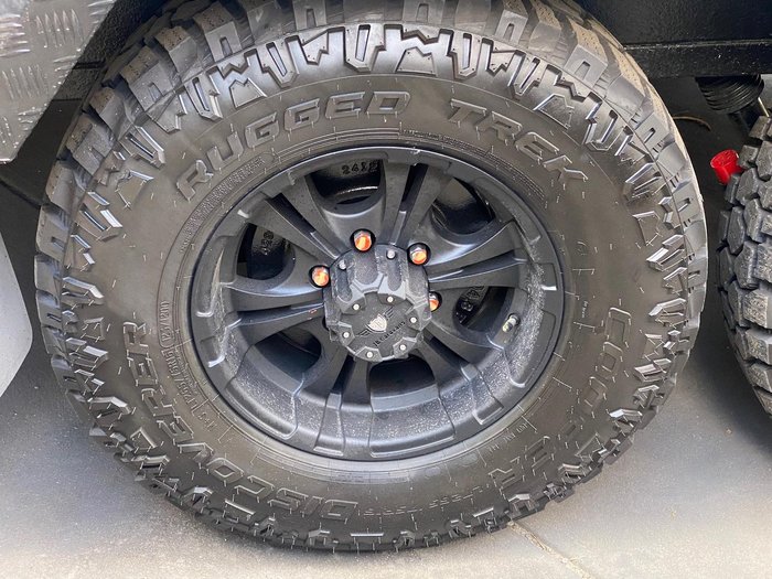 2025 JB Caravans 22' Dirt Road Xtreme Corner Shower