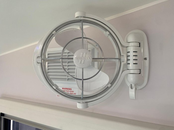 2025 JB Caravans 22' Dirt Road Xtreme Corner Shower