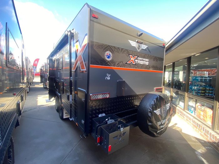 2025 JB Caravans 22' Dirt Road Xtreme Corner Shower