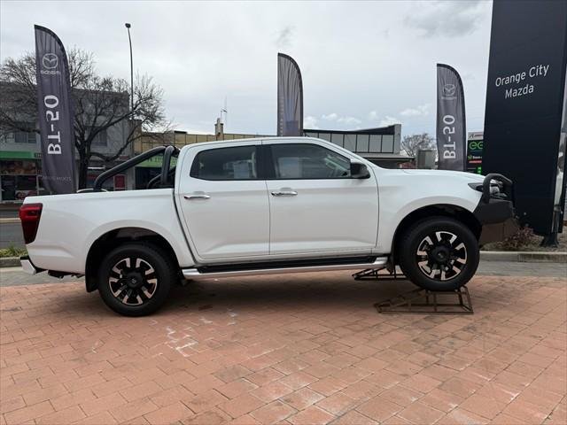 2024 Mazda BT-50 XTR