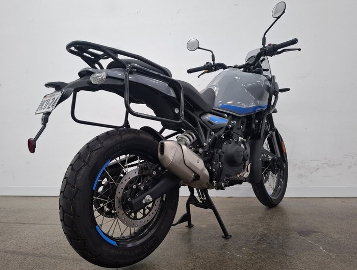 2024 Royal Enfield HIMALAYAN 450 Blue