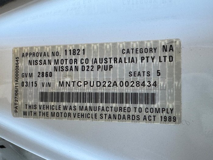 2015 Nissan Navara ST-R