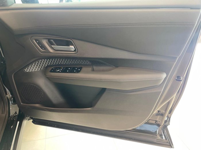 2025 Nissan Ariya Advance+