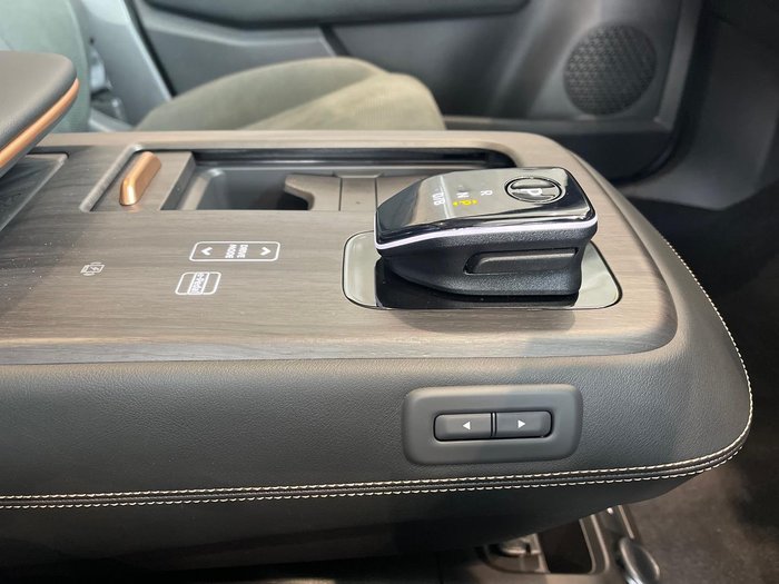 2025 Nissan Ariya Advance+