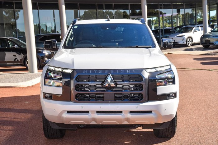 2025 Mitsubishi Triton GSR MV MY25 4X4 Dual Range White Diamond