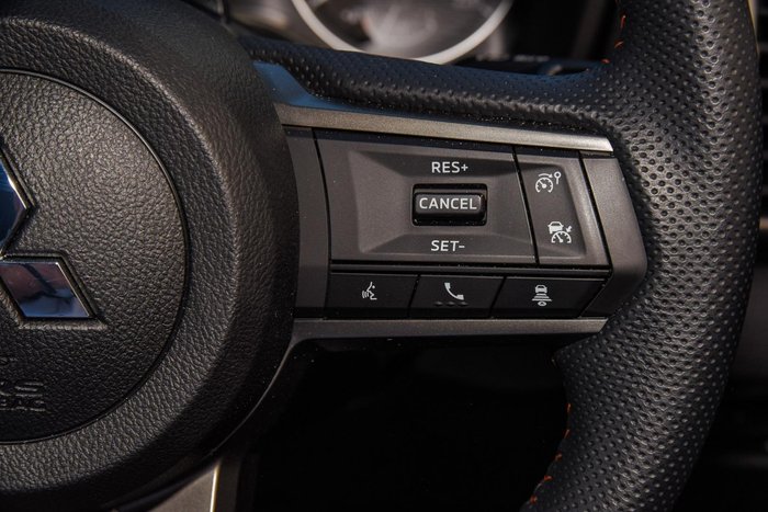 2025 Mitsubishi Triton GSR MV MY25 4X4 Dual Range White Diamond