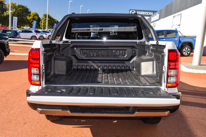2025 Mitsubishi Triton GSR MV MY25 4X4 Dual Range White Diamond