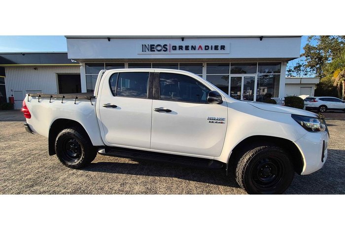 2021 Toyota Hilux SR