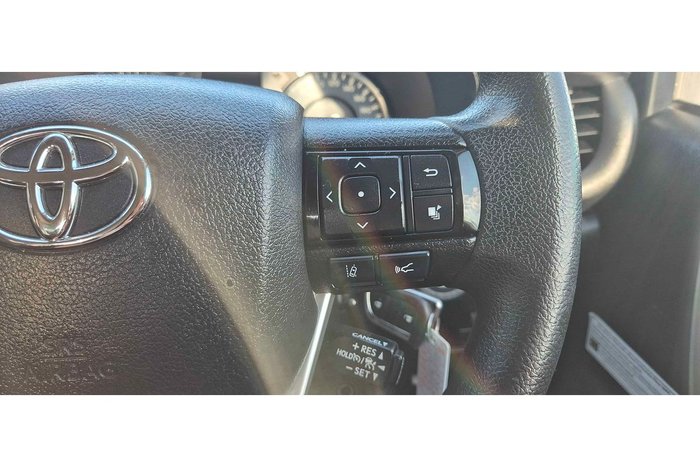 2021 Toyota Hilux SR