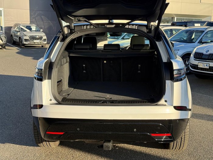 2024 Land Rover Range Rover Velar P250 Dynamic SE L560 MY25 AWD Ostuni Pearl White