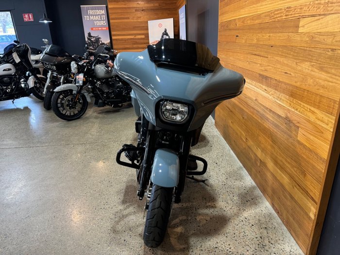 2024 Harley-davidson FLHX STREET GLIDE (117) Sharkskin Blue