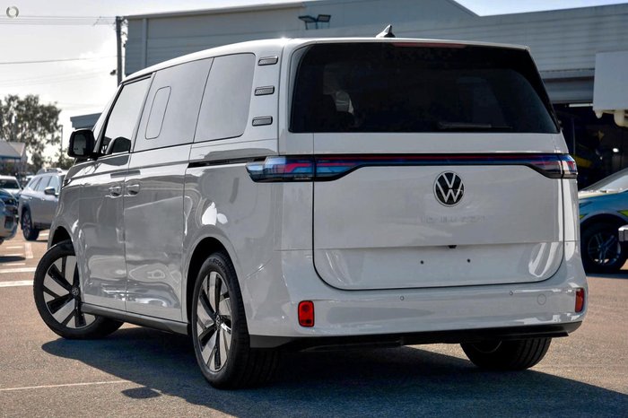 2025 Volkswagen ID. Buzz Pro BEV560