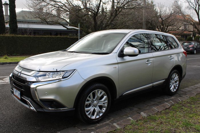 2020 Mitsubishi Outlander ES ZL MY21 Sterling Silver